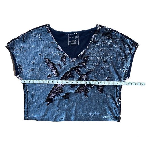 Free People We The Free Glitz It Reversible Sequin Top Blue Silver Blouse Sz XS - Picture 6 of 10